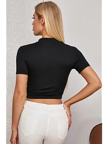 Kadın Siyah Yarım Fermuarlı Ve Kısa Kollu Crop Top Bluz