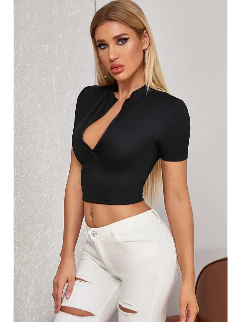Kadın Siyah Yarım Fermuarlı Ve Kısa Kollu Crop Top Bluz