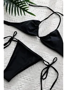 Kadın Siyah Yandan Bağlamalı Tangalı Üçgen Bikini Mayo Takımı – Modern, Konforlu Ve Günlük Kombinlere Uygun