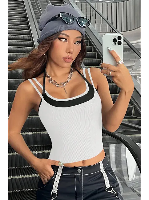 Kadın Siyah Beyaz Çift Renk Çapraz Askılı Crop Top Bluz