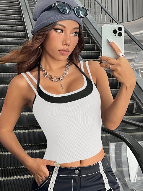 Kadın Siyah Beyaz Çift Renk Çapraz Askılı Crop Top Bluz
