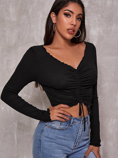 Kadın Siyah Uzun Kollu Büzdürme Bağcık Detaylı Crop Top Bluz – Şık, Rahat Ve Kolay Kombinlenebilir