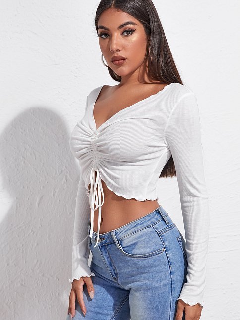 Kadın Beyaz Uzun Kollu Büzdürme Bağcık Detaylı Crop Top Bluz – Şık, Rahat Ve Kolay Kombinlenebilir