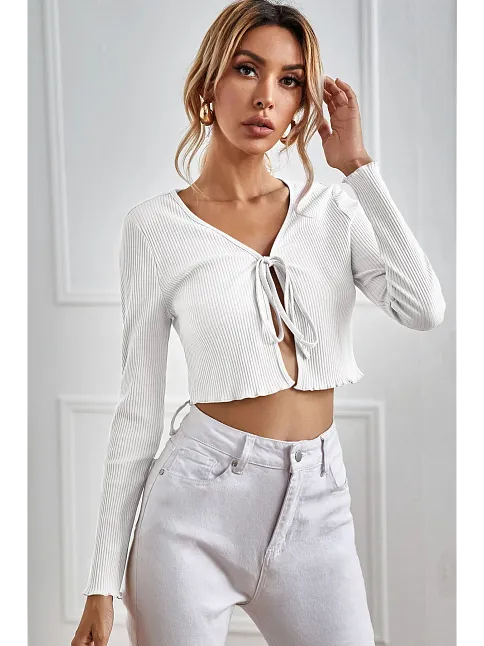 Kadın Beyaz Uzun Kollu Önden Bağlama Detaylı Crop Top Bluz – Şık, Rahat Ve Kolay Kombinlenebilir