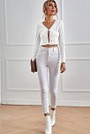 Kadın Beyaz Uzun Kollu Önden Bağlama Detaylı Crop Top Bluz – Şık, Rahat Ve Kolay Kombinlenebilir