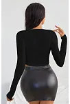 Kadın Siyah Uzun Kol Kare Yaka Crop Top Bluz – Şık, Rahat Ve Kolay Kombinlenebilir