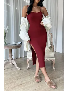 Kadın Bordo Yırtmaçlı Diz Altı Vücüdu Saran Gecelik