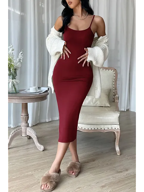 Kadın Bordo Yırtmaçlı Diz Altı Vücüdu Saran Gecelik