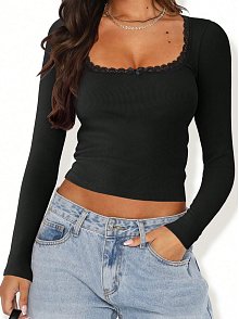 Kadın Siyah Kare Yaka Dantelli Uzun Kollu Crop Top Bluz – Şık, Rahat Ve Kolay Kombinlenebilir