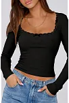 Kadın Siyah Kare Yaka Dantelli Uzun Kollu Crop Top Bluz – Şık, Rahat Ve Kolay Kombinlenebilir