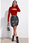 Kadın Kırmızı Göğüs Dekolteli Uzun Kollu Cut Out Crop Top Bluz – Şık, Rahat Ve Kolay Kombinlenebilir