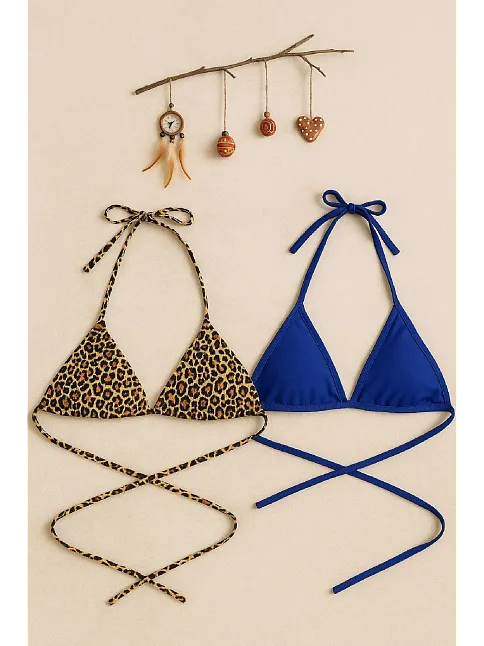Kadın Leopar Desenli Ve Mavi Minimal Kesim Üçgen Bikini Üstü – Modern Ve Şık Tasarım
