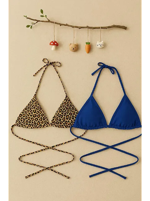 Kadın Leopar Desenli Ve Mavi Minimal Kesim Üçgen Bikini Üstü – Modern Ve Şık Tasarım