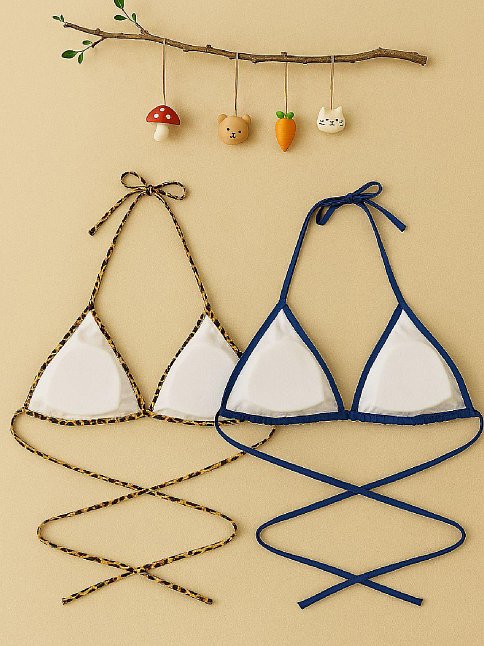 Kadın Leopar Desenli Ve Mavi Minimal Kesim Üçgen Bikini Üstü – Modern Ve Şık Tasarım