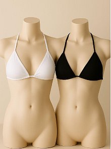 Kadın Siyah Ve Beyaz Minimal Kesim Üçgen Bikini Üstü – Modern Ve Şık Tasarım