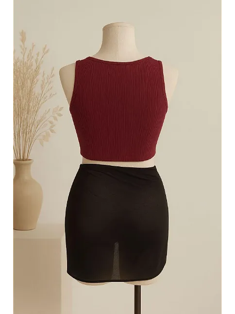Kadın Bordo Yuvarlak Yaka Crop Ve Siyah Pareo 2'li Set – Modern Ve Şık Tasarım
