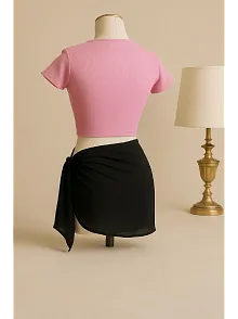 Kadın Pembe Yarım Kol Crop Ve Siyah Pareo 2'li Set – Modern Ve Şık Tasarım