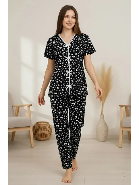 Kadın Siyah Kalp Desenli Fiyonklu Kısa Kollu Uzun Pijama Takımı
