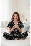 Kadın Siyah Kalp Desenli Fiyonklu Kısa Kollu Uzun Pijama Takımı