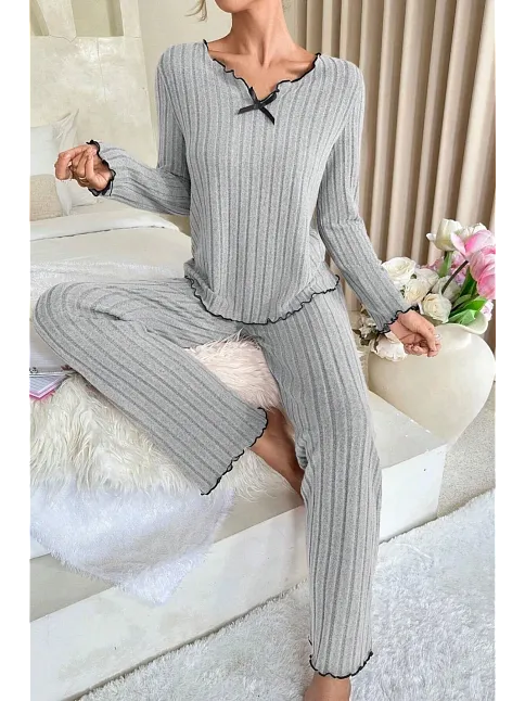 Kadın Gri Çizgili Uzun Kollu Fiyonk Detaylı Pijama Takımı Rahat Mevsimlik