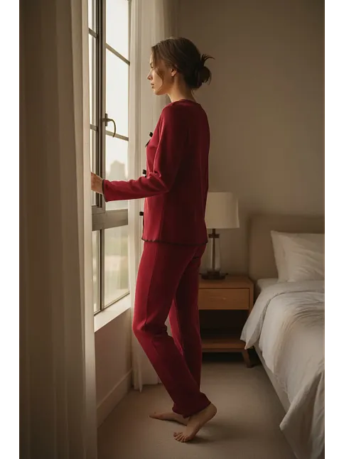 Kadın Bordo Fiyonklu İç Çamaşırı Ve Uzun Kollu V Yaka Pijama Takımı 4'lü Set