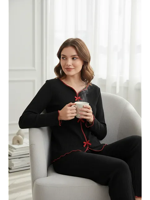 Premium Kadın 4’lü Fitilli Set – Siyah Kırmızı Biyeli (pijama Üst, Pantolon, Bikini Takımı)