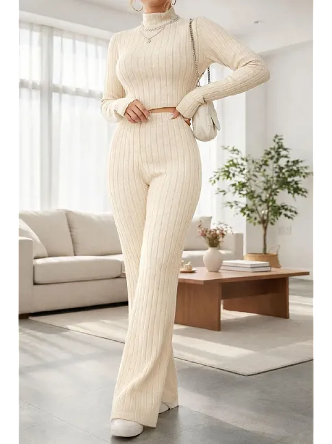 Kadın Ekru Çizgili Boğazlı Crop Top Ve Yüksek Bel Eşofman Takımı Spor Şık Kombin