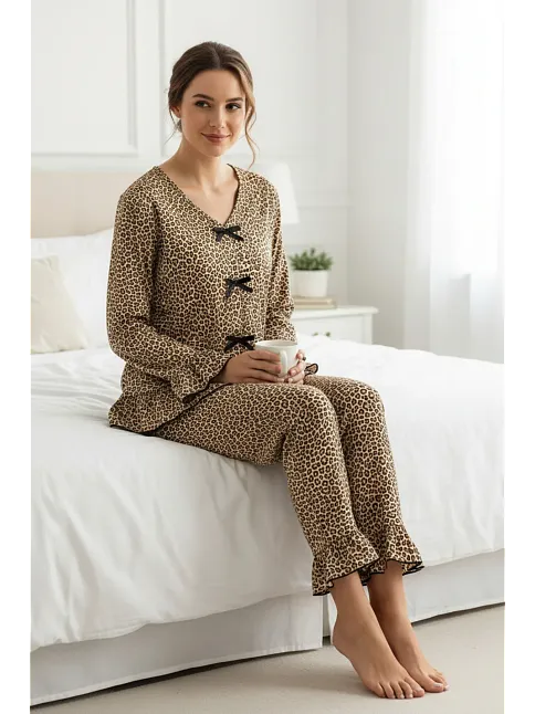 Kadın Uzun Kollu Leopar Desenli Fiyonklu Ev Giyim Pijama Takımı