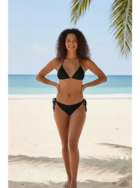 Kadın Siyah Pedli Bel Ve Boyundan Bağlamalı Dantelli Şık Bikini Takımı
