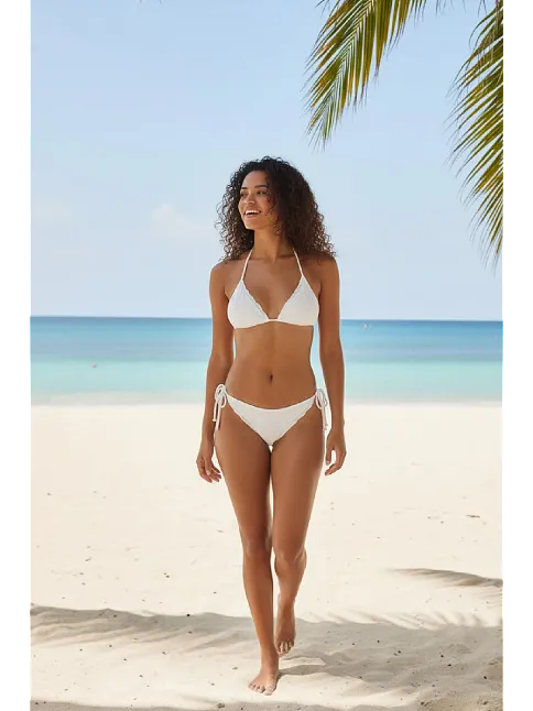 Kadın Beyaz Pedli Bel Ve Boyundan Bağlamalı Dantelli Şık Bikini Takımı