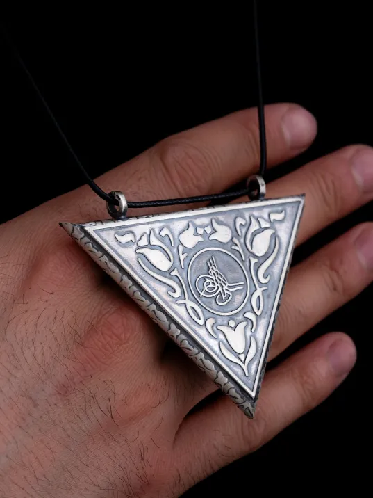 Erkek Gümüş Devasa Büyük Osmanlı Tuğralı Muska Kolye Cevşen Haznesi