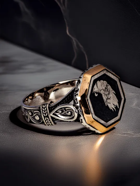 Erkek Oval İnce Kibar Model Kartal Kafası İşlemeli 925 Ayar Gümüş Yüzük