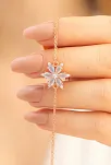Beyaz Taşlı Çiçek Model Rose Kadın Gümüş Bileklik
