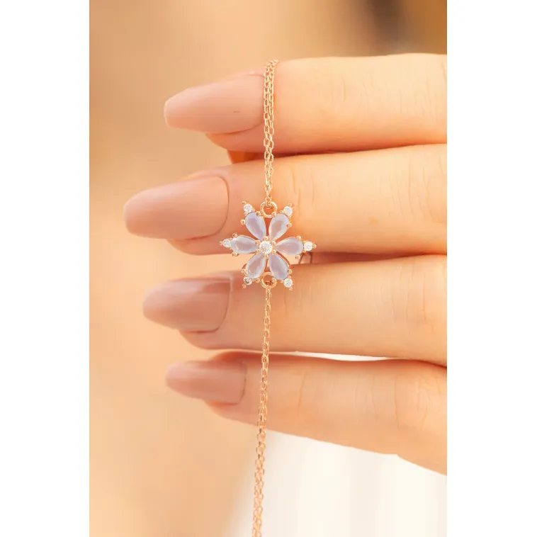 Beyaz Taşlı Çiçek Model Rose Kadın Gümüş Bileklik Beyaz Taşlı Çiçek Model Rose Kadın Gümüş Bileklik