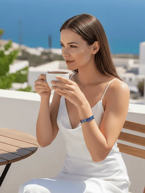 Kadın Bakır Bileklik - Veronica Model Özel Baskı Metal Kutu Ve Doğal Taşlar