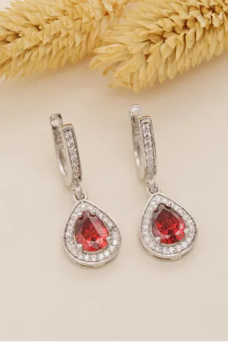 Kadın Gümüş Küpe - Damla Model Yakut Taşlı Zirkon Süslemeli Rodyumlu Kadın Küpe