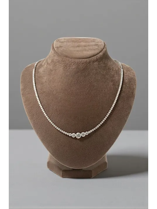 Parla Model Zirkon Taşlı Gümüş Su Yolu Kadın Kolye Parla Model Zirkon Taşlı Gümüş Su Yolu Kadın Kolye