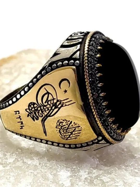 Ay Yıldız Tuğra ve Türk Yazılı Oniks Taşlı Gümüş Erkek Yüzük Ay Yıldız Tuğra ve Türk Yazılı Oniks Taşlı Gümüş Erkek Yüzük