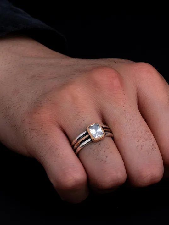 Erkek Gümüş Yüzük - Beyaz Zirkon Taşlı İnce Kibar Erkek Yüzüğü Erkek Gümüş Yüzük - Beyaz Zirkon Taşlı İnce Kibar Erkek Yüzüğü