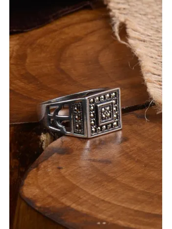 Markazit Kare Model Taşlı Erkek Gümüş Yüzük