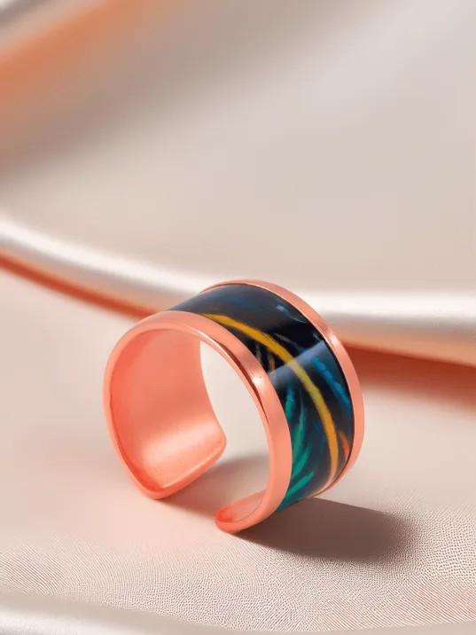 Kadın Bakır Yüzük - Galassia Model Özel Baskı Metal Kutu Ve Kuvars Taşı Kadın Bakır Yüzük - Galassia Model Özel Baskı Metal Kutu Ve Kuvars Taşı