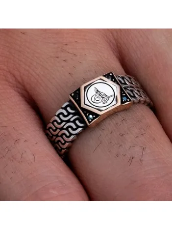 Erkek Gümüş Yüzük - Osmanlı Tuğrası Siyah Taşlı Gümüş Erkek Yüzüğü Erkek Gümüş Yüzük - Osmanlı Tuğrası Siyah Taşlı Gümüş Erkek Yüzüğü