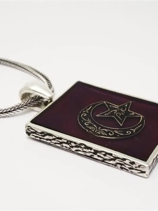 Bordo Mineli Ay Yıldız Erkek Gümüş Kolye Zincir Orta Boy