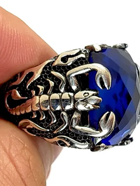 Mavi Zirkon Taşlı Akrep Figürlü Gümüş Erkek Yüzük