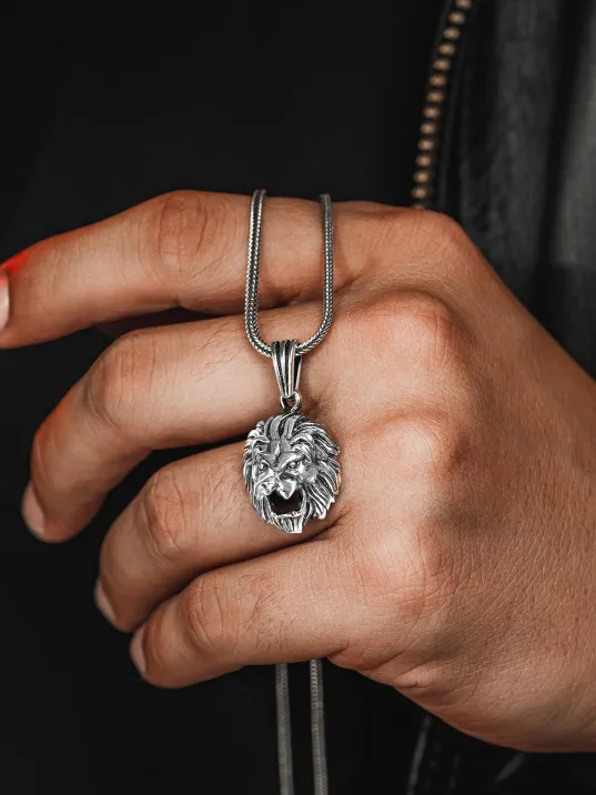 Erkek Gümüş Kolye - Tilki Kuyruğu Zincirli Aslan Kafası Model 2 Figürlü Erkek Kolye