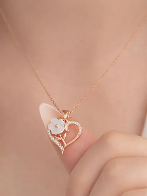 Zirkon Taşlı Rose Manolya Çiçeği Model 6 Kadın Gümüş Kolye GKLMNLYCCK6-ROS