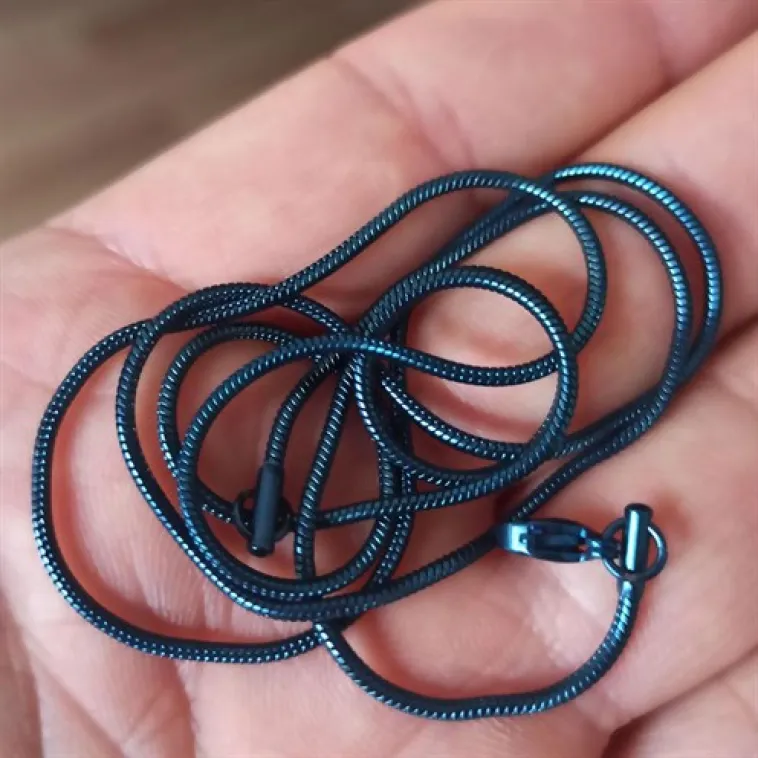 Snake Yılan Model Mavi Erkek Çelik Kolye Zincir Yuvarlak Model Snake Yılan Model Mavi Erkek Çelik Kolye Zincir Yuvarlak Model