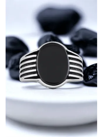 Erkek Gümüş Yüzük - 925 Ayar Siyah Oniks Taşlı Oval Erkek Gümüş Yüzük