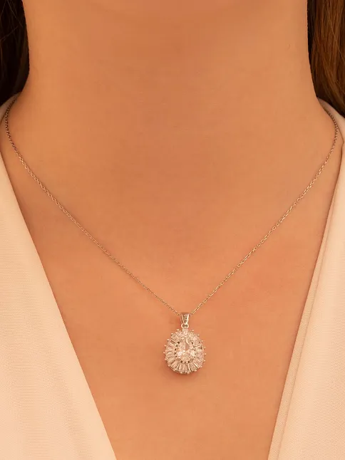Kadın Gümüş Kolye - Damla Model Zirkon Taşlı Baget Süslemeli Rodyumlu Kadın Kolye