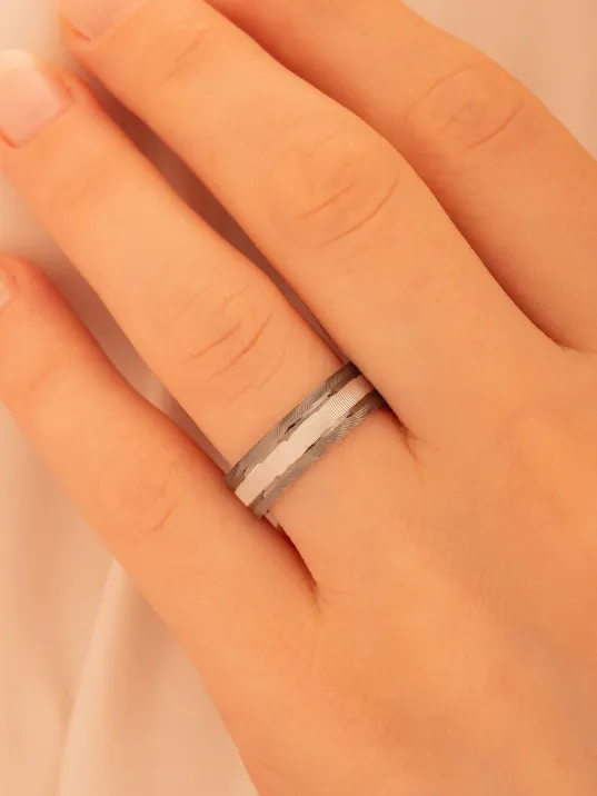 Kadın Gümüş Yüzük - 925 Ayar Bombeli Snake Model Gümüş Alyans Yüzük